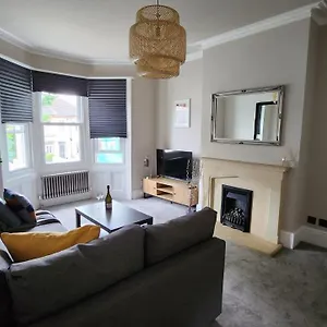  Apartment Contemporary